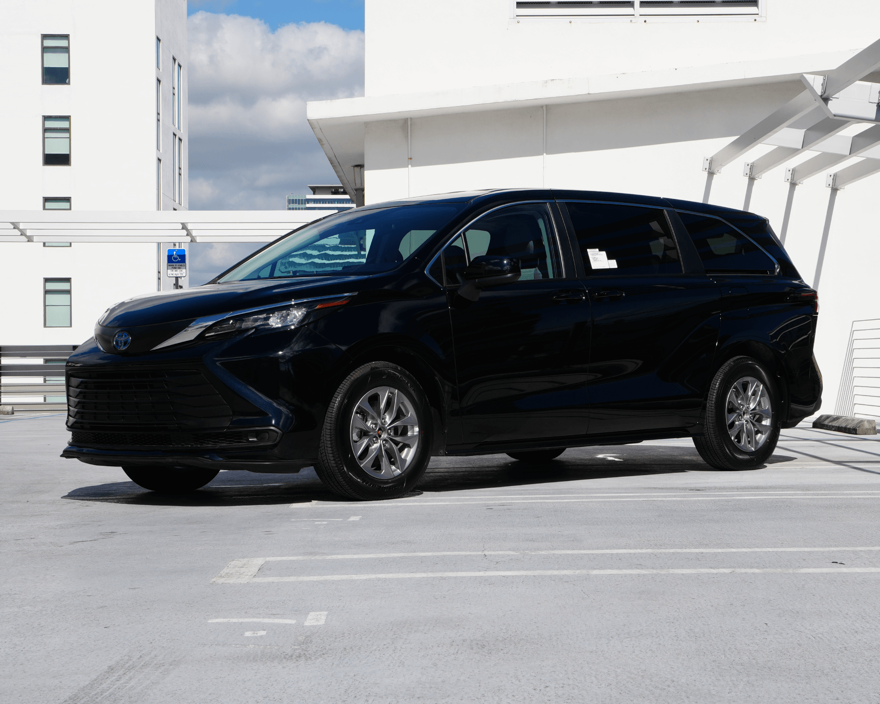 Toyota Sienna 2024