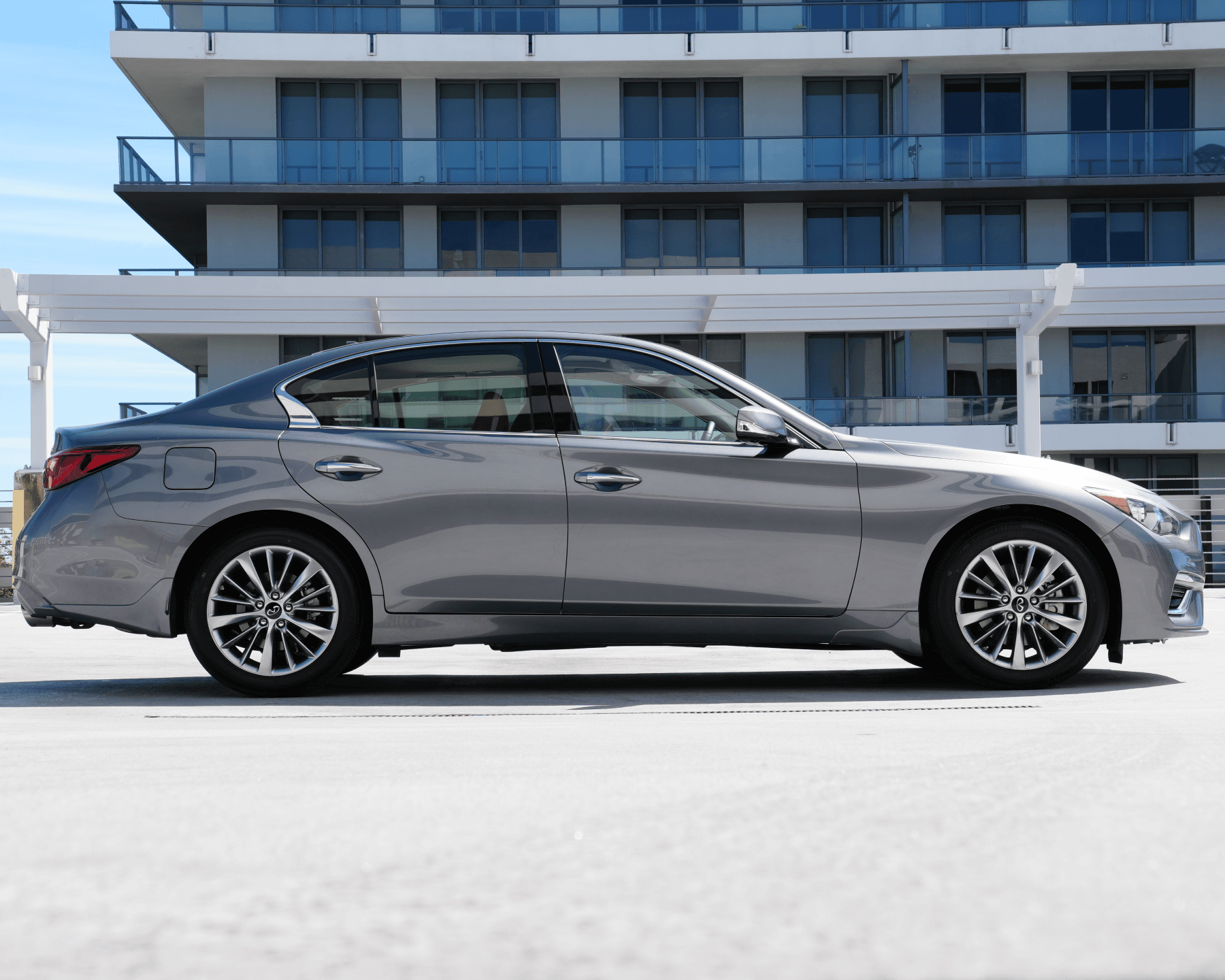 Infiniti Q50 2024 Luxe