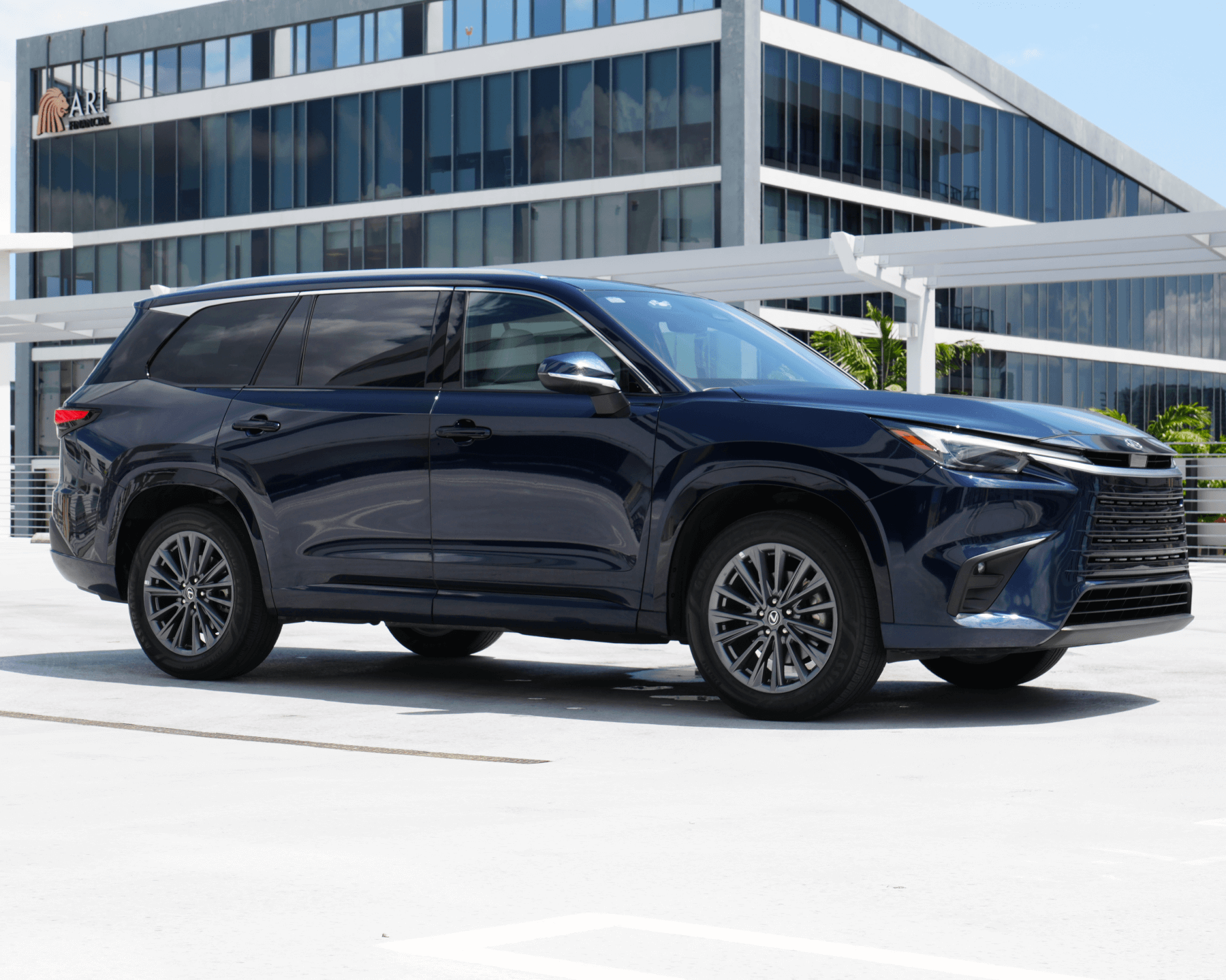 Lexus TX 2024