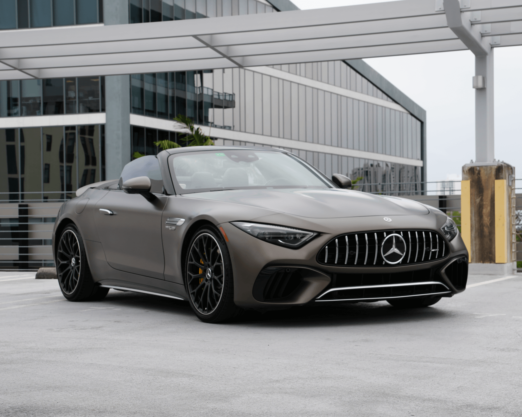 Mercedes-Benz SL 6.3 Convertible 2023