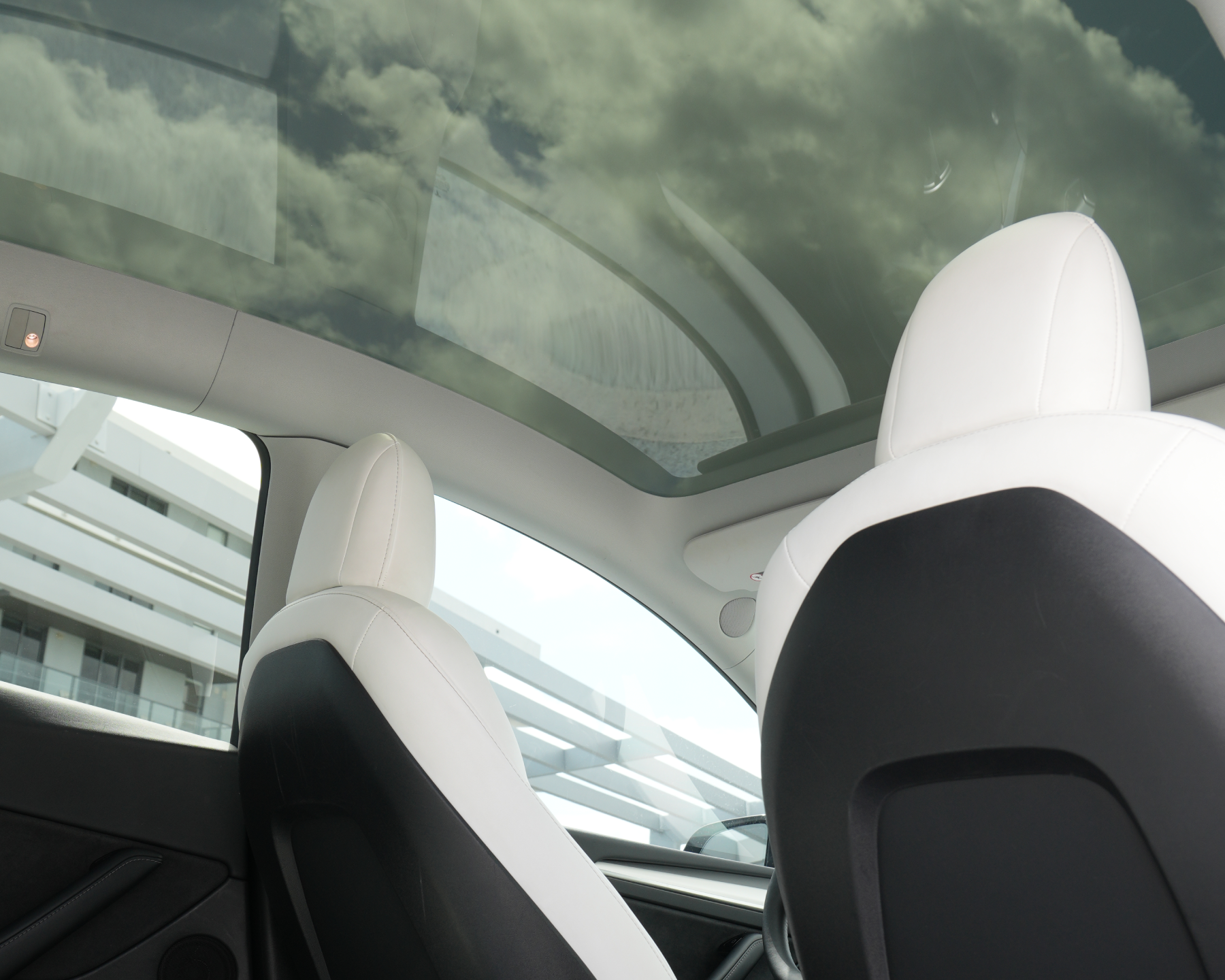 Tesla Model Y 2023 Performance